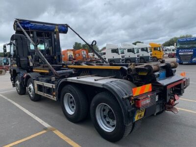 2017 Volvo FMX 8x4 Hook Loader - 3