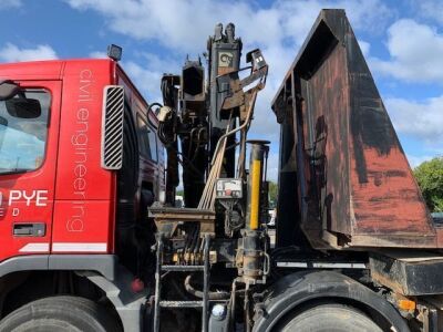 2008 Volvo FM 440 8x4 Hook Loader - 13