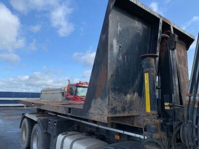 2008 Volvo FM 440 8x4 Hook Loader - 18