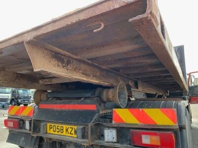 2008 Volvo FM 440 8x4 Hook Loader - 20