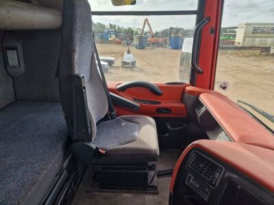 2002 Renault Magnum 440 4x2 Tractor Unit - 10