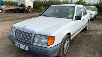 1989 Mercedes 300D 4dr Saloon