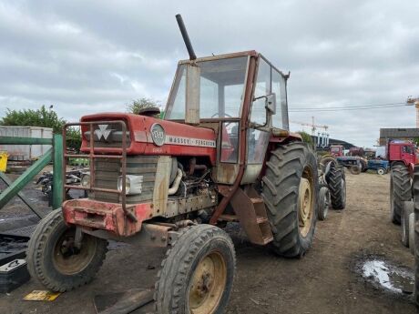 Massey Ferguson 1080 Super Tractor