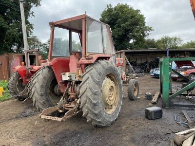 Massey Ferguson 1080 Super Tractor - 4