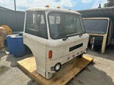 Ford D Series Cab