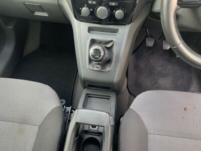2011 Vauxhall Zafira 7 Seater Car - 8