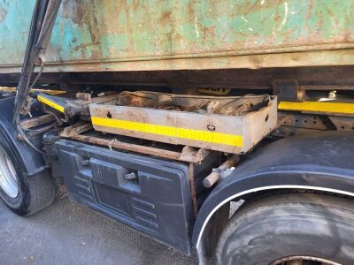 2015 DAF CF460 8x4 Hook Loader - 12