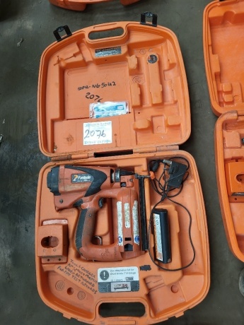 Paslode Pulsa IM65F16 Nail Gun