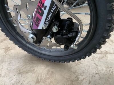 2024 Stomp 140cc Pit Bike - 8