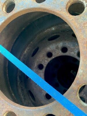 7 x Part Worn 265-65 10 Stud Rims & Tyres - 4