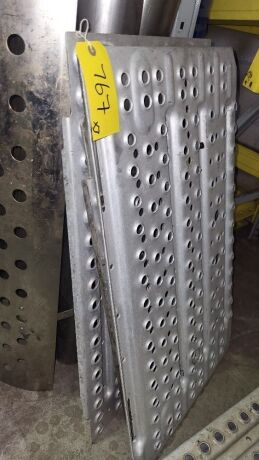 3x Cat Walk Plates