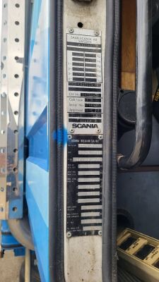 Scania 142M V8 6x2 Rigid Horse Box - 20