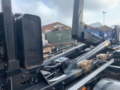 2019 Scania P410XT 8x4 Hook Loader - 3