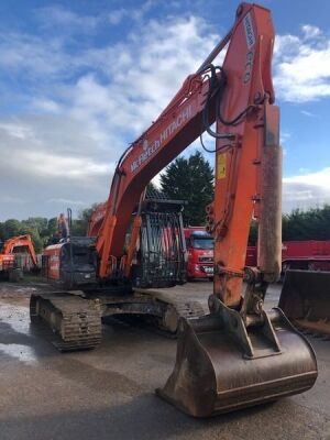 2015 Hitachi ZX210LC-5 Excavator - 2