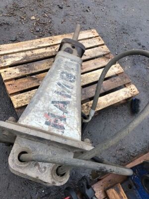 Hydraulic Breaker 45mm Pins  - 2