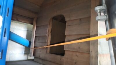 Dog Kennel with Felt Roof