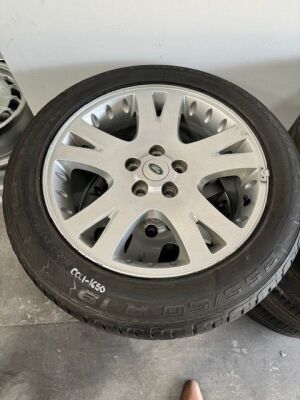 4x Land Rover 19inch Alloy Wheels & Tyres - 2