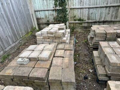 6x Pallets of Commercial Style Grey Pavers - 3