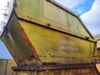 12yrd Enclosed Skip