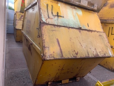 14yrd Enclosed Skip