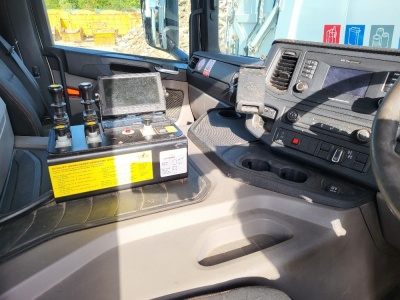 2018 Scania P410XT 8x4 Hook Loader - 16