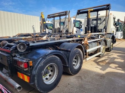 2017 Scania P410 8x4 Hook Loader - 3