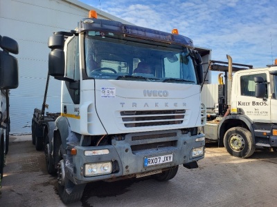 2007 Iveco Trakker 360 8x4 Hookloader - 2