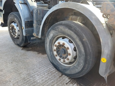 2007 Iveco Trakker 360 8x4 Hookloader - 8