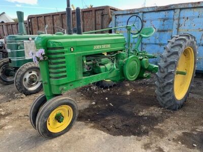 John Deere BN Tractor