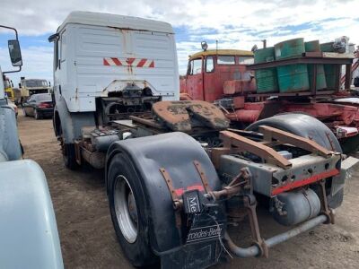 1994 Mercedes 1834 4x2 Tractor Unit - 4