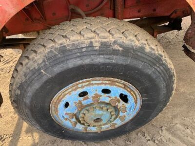 Old School Mercedes 1418 4x2 Tractor Unit - 3