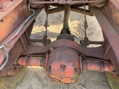 Old School Mercedes 1418 4x2 Tractor Unit - 7