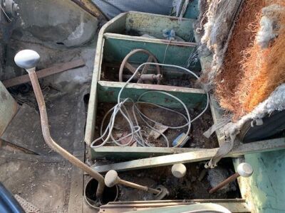 Old School Mercedes 1418 4x2 Tractor Unit - 21