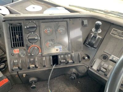 1992 Volvo FL10 4x2 Tractor Unit - 19