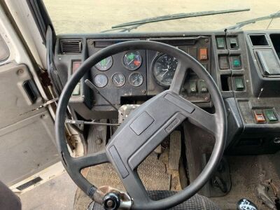 Volvo F12 360 LHD 4x2 Tractor Unit - 21