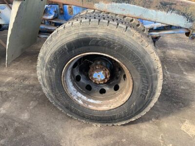 1985 Volvo F6S 4x2 Beavertail - 12