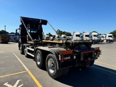 2017 Volvo FMX 500 8x4 Hook Loader - 4