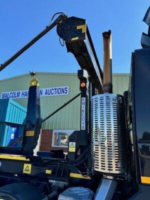 2017 Volvo FMX 500 8x4 Hook Loader - 21