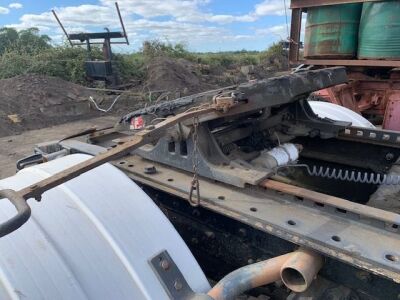 Mercedes 1418 4x2 Tractor Unit - 11