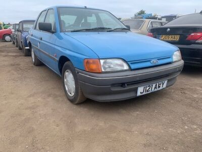 1991 Ford Escort L 5dr Hatchback