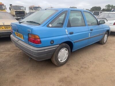 1991 Ford Escort L 5dr Hatchback - 4