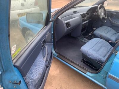 1991 Ford Escort L 5dr Hatchback - 10