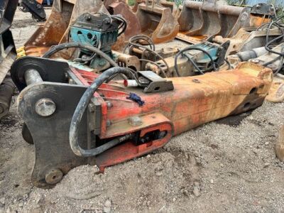 Rammer Hydraulic Breaker Attachment, 110mm Pins