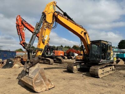 2019 Hyundai HX220L Excavator