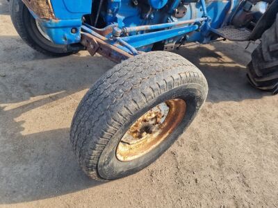 Ford Super Dexta 3000 Tractor - 3