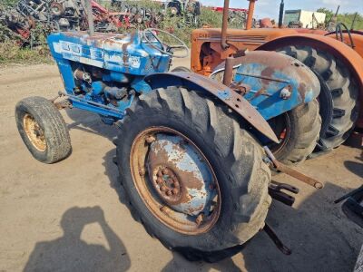 Ford Super Dexta 3000 Tractor - 7