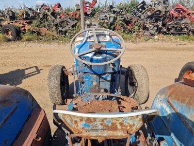 Ford Super Dexta 3000 Tractor - 9