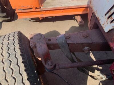 International 574 Tractor - 11