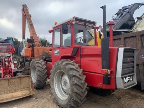 1977 Massey Ferguson MF1200 4x4 Tractor