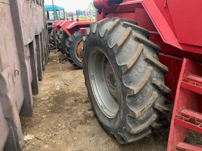 1977 Massey Ferguson MF1200 4x4 Tractor - 2